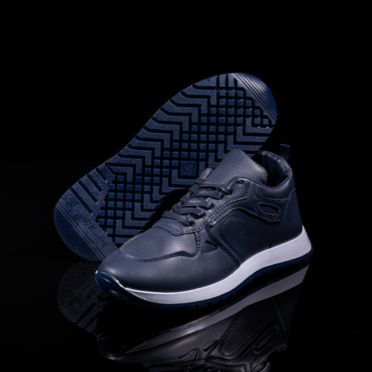 Premium Leather FL33 Men’s Sneakers